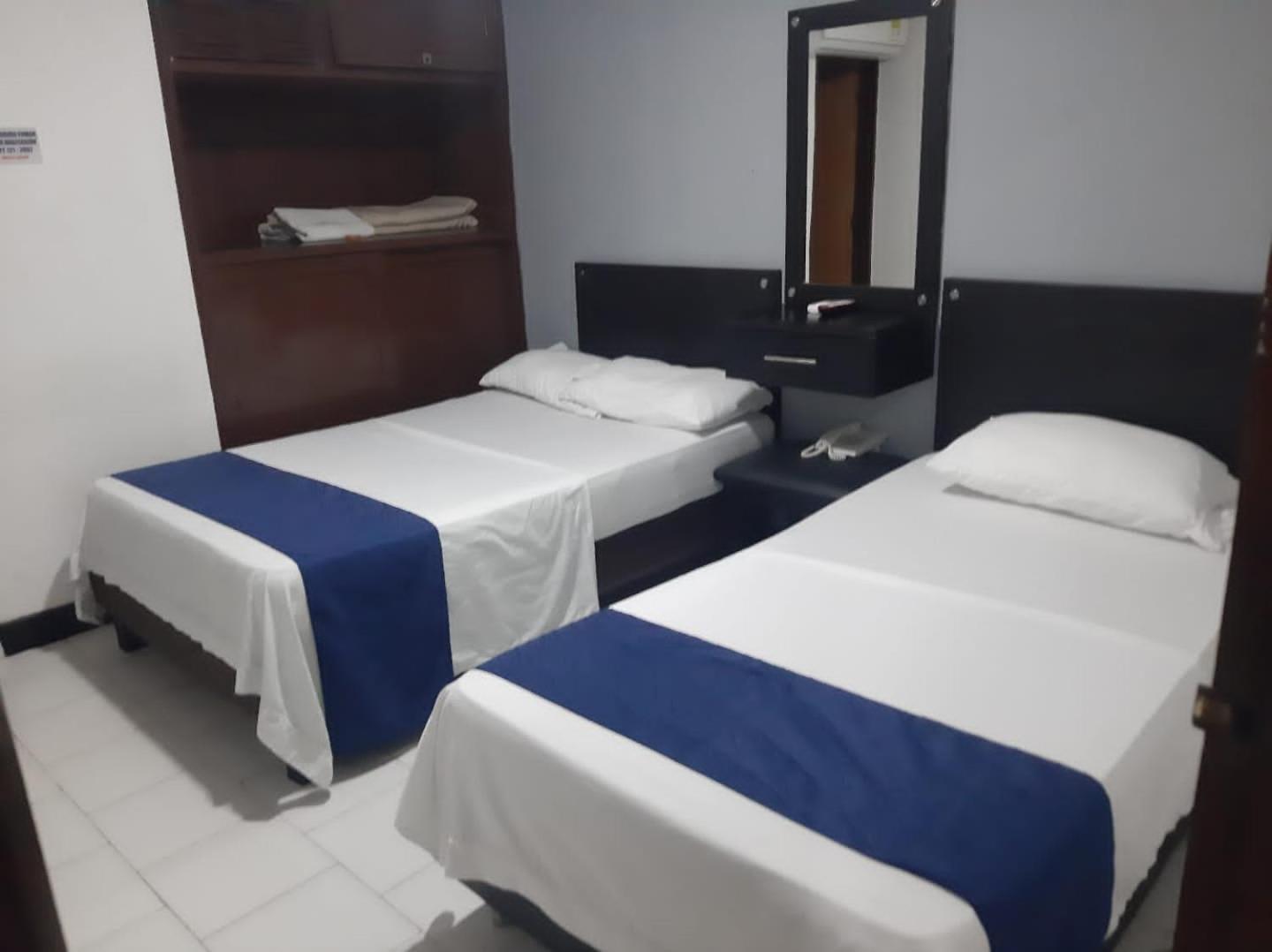 Hotel Exito Barranquilla Баранкила Екстериор снимка